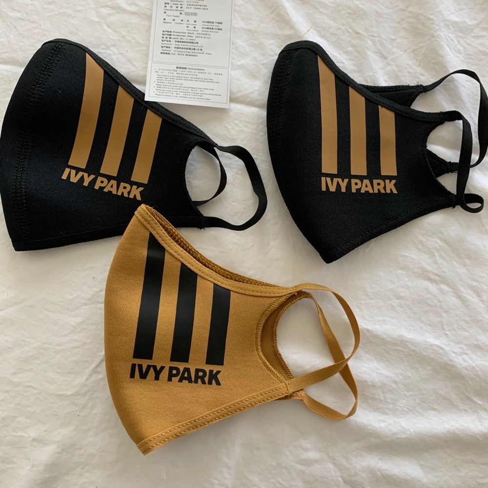 1 mask - ivy park
